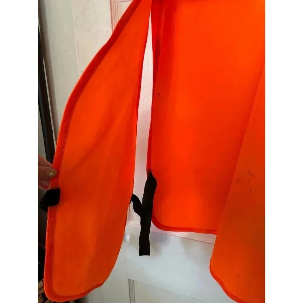 Men’s size large orange safety vest